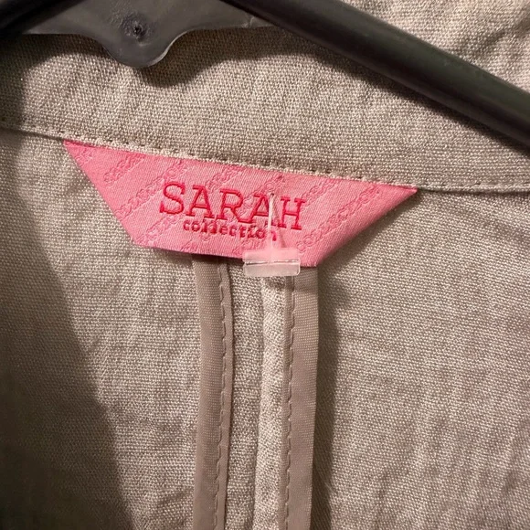 Sarah Collection Textured Cream Skirt / Blazer Set - Picture 3 of 15